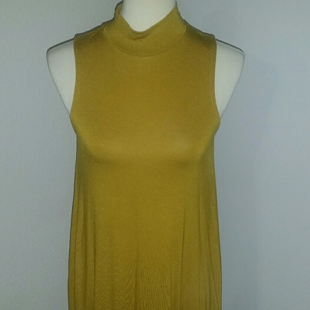 Iris Ladies sleeveless tunic